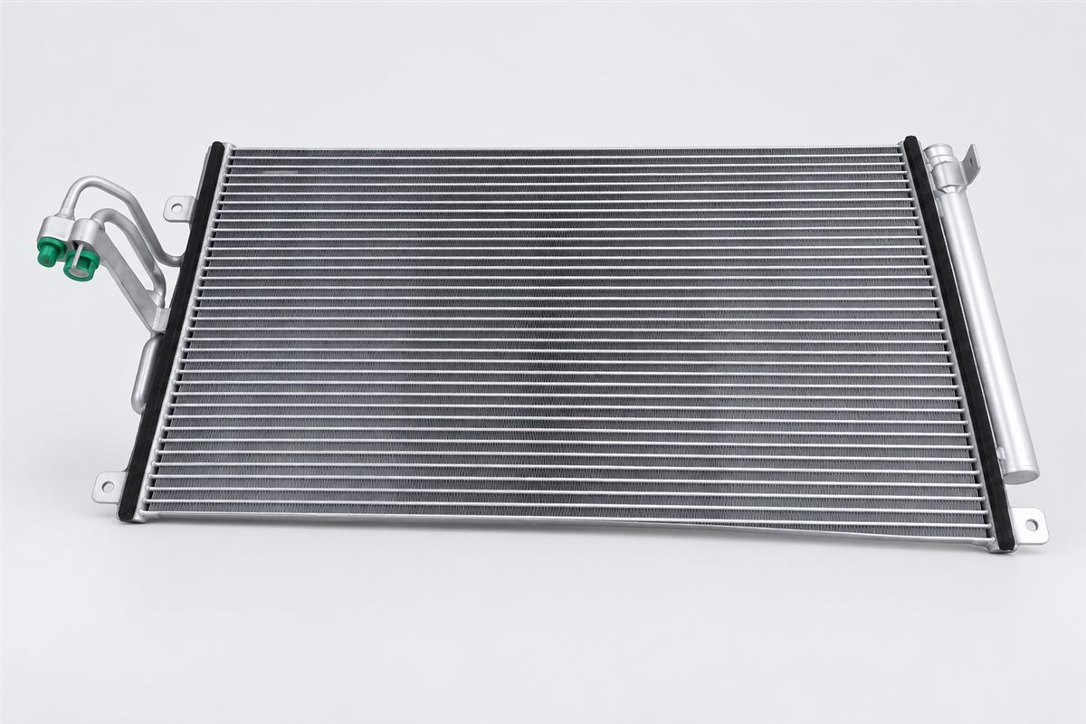 Condenseurs A/C A00113931